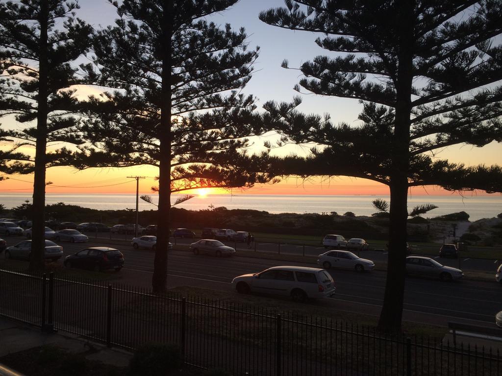 Adelaide - Semaphore Beach Front ภายนอก รูปภาพ