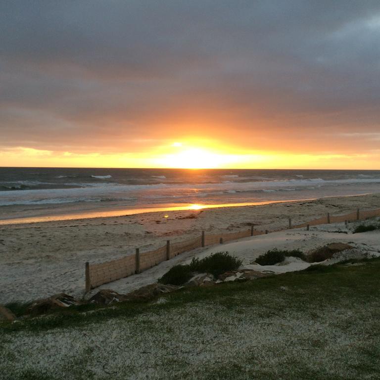Adelaide - Semaphore Beach Front ภายนอก รูปภาพ