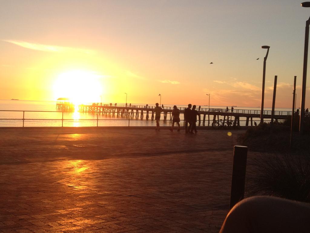Adelaide - Semaphore Beach Front ภายนอก รูปภาพ